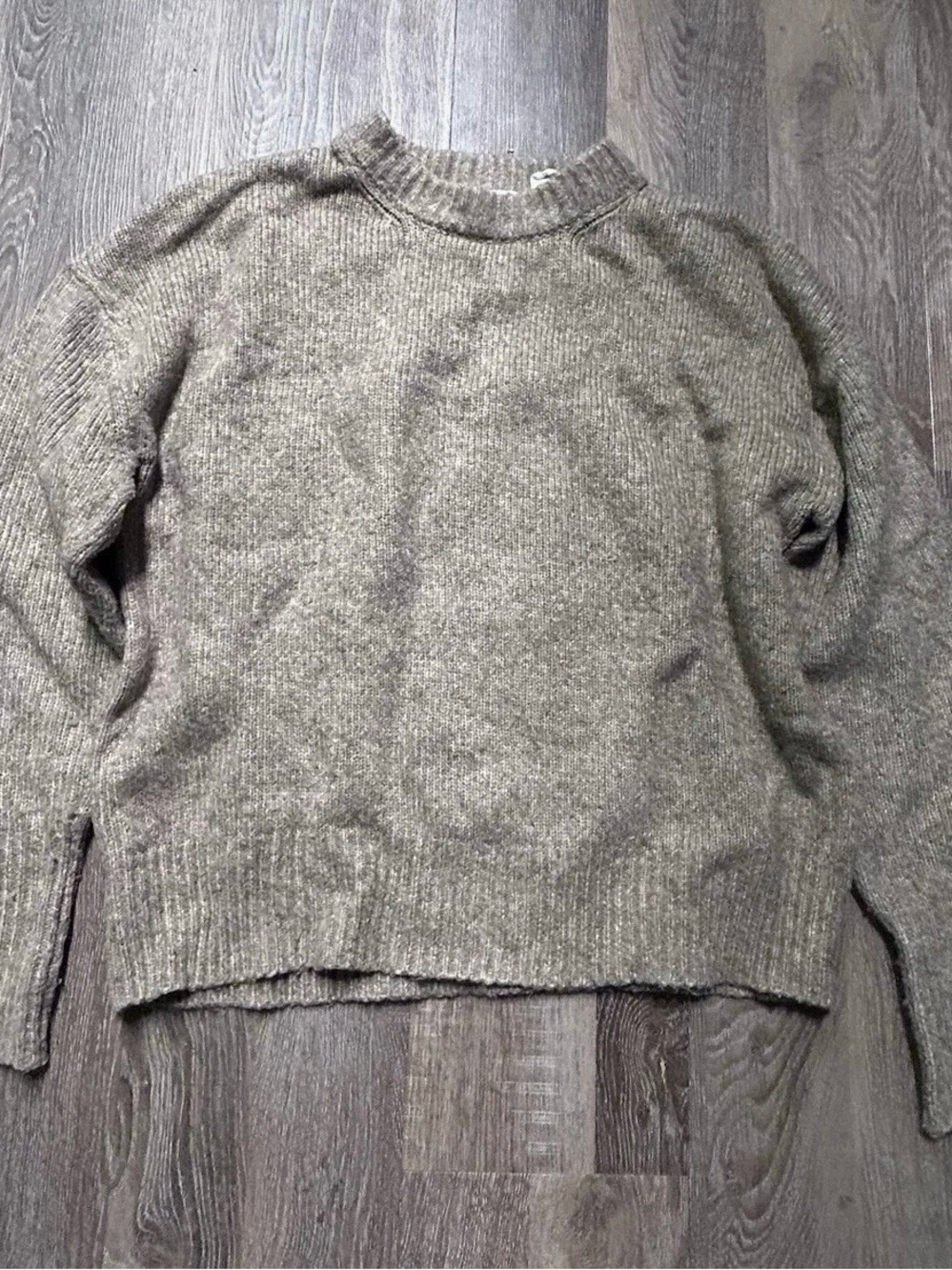 Women’s For The Republic Beige Knit Crewneck Sweater Size Medium
